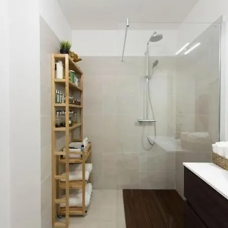 Domaine Blue Park 2 Pieces, Piscine, Jardin Prive, Climatisation, Parking Et Vue *